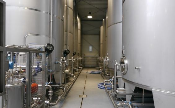 Depectinization tanks